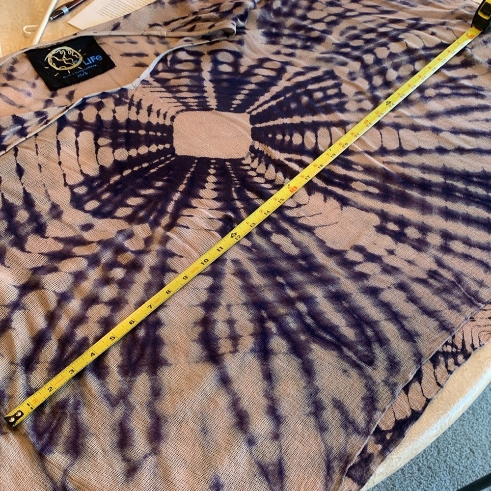 BLUE LIFE tunic Women's XS/S, tan with navy tie dye pattern; oversized. EUC - Picture 12 of 14